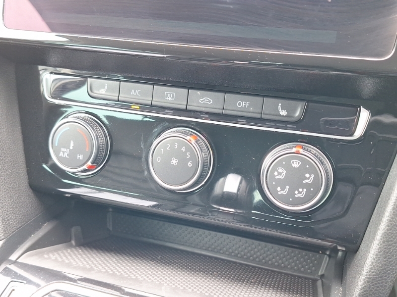 Volkswagen Passat Gt Blue #16