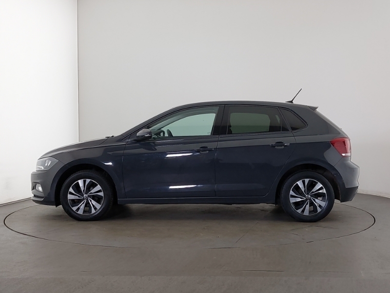 Volkswagen Polo Active White #4