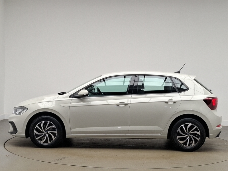 Volkswagen Polo 1.0 Tsi R-line Hatchback Dsg Black #4