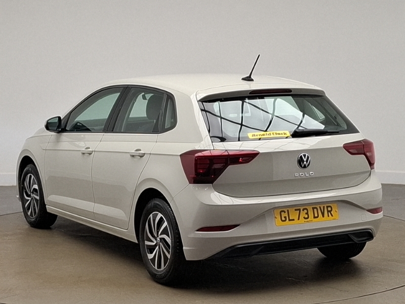 Volkswagen Polo 1.0 Tsi R-line Hatchback Dsg Black #2