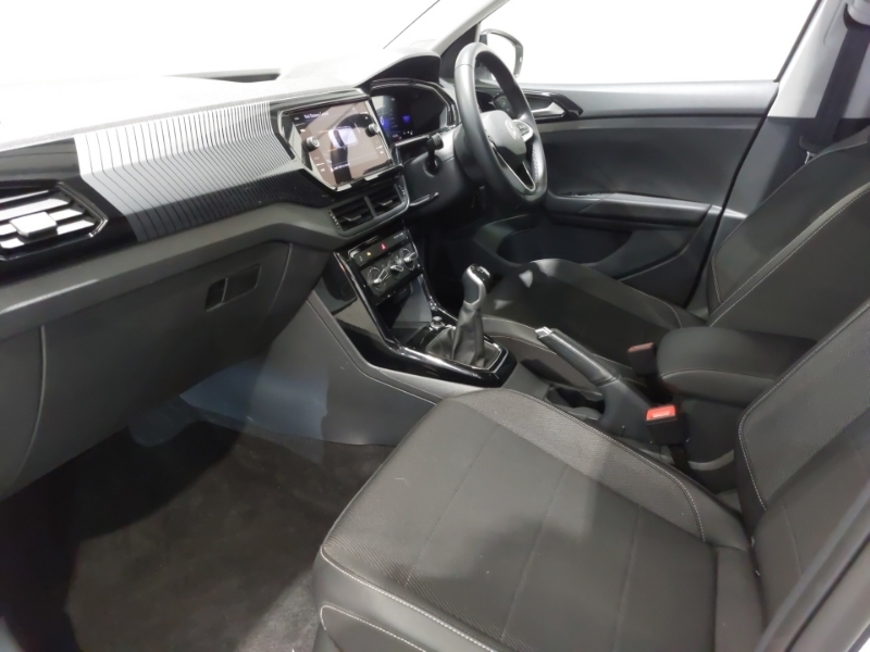 Volkswagen T-Cross 1.0 Tsi Black Edition White #5