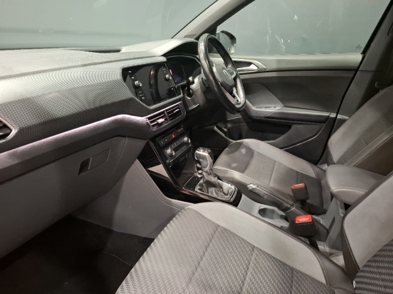Volkswagen T-Cross 1.0 Tsi 115 R-line Dsg Black #5