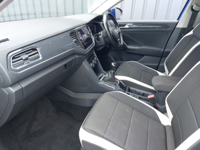 Volkswagen T-Roc 1.6 Tdi Sel NA68UAV Blue #5