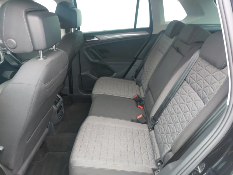 Volkswagen Tiguan 1.5 Tsi 150 Life Black #6