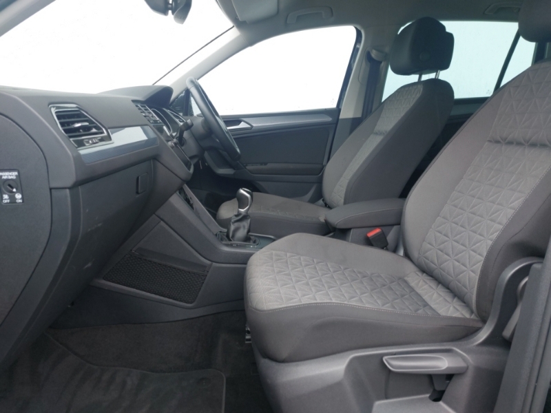 Volkswagen Tiguan 1.5 Tsi 150 Life Black #5