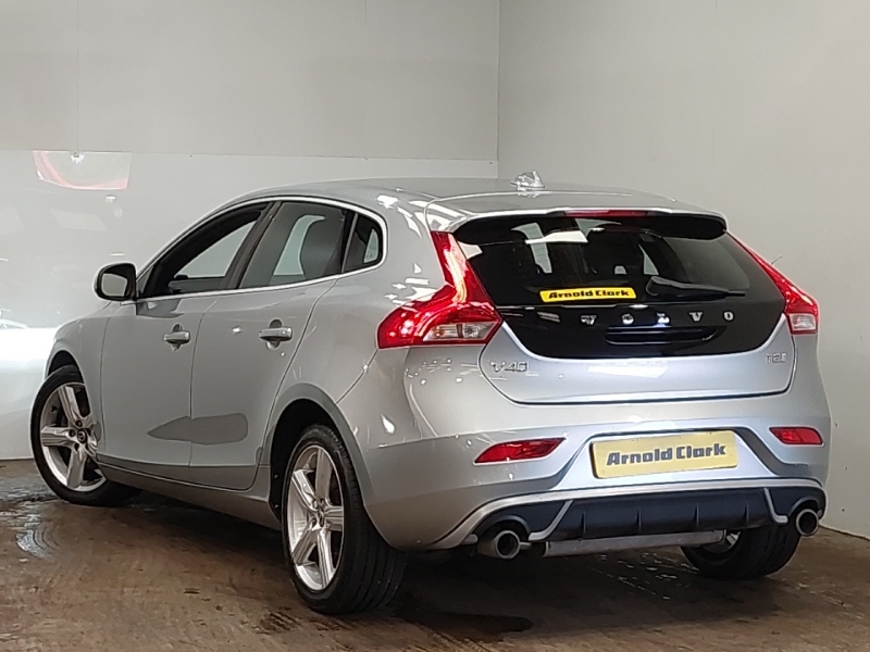 Volvo V40 T2 122 R Design Silver #2