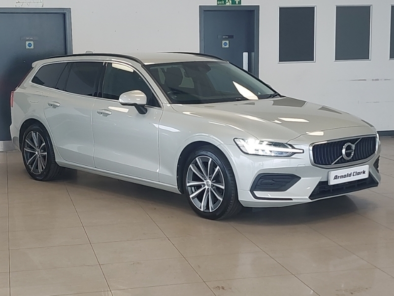 Volvo V60 2.0 B4d Momentum Gold