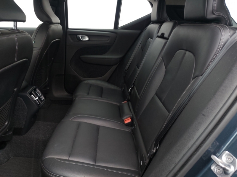 Volvo XC40 1.5 T3 163 Inscription Geartronic RX70NVH Blue #6