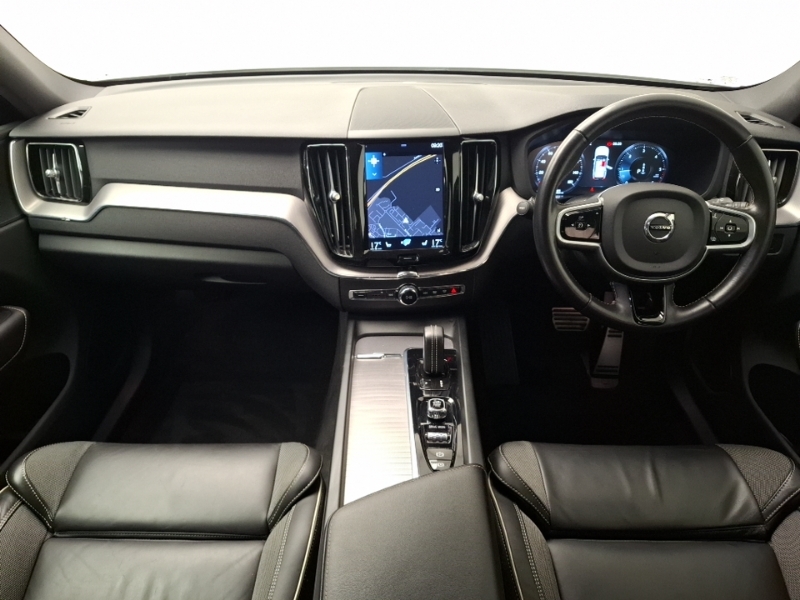 Volvo XC60 2.0 B4d R Design Geartronic White #3