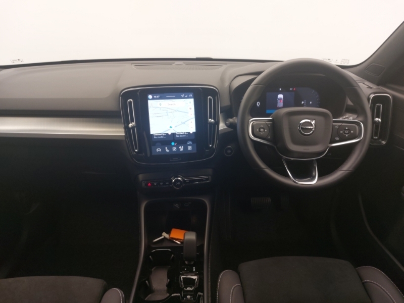 Volvo XC40 2.0 B3p Plus Black Edition Grey #3