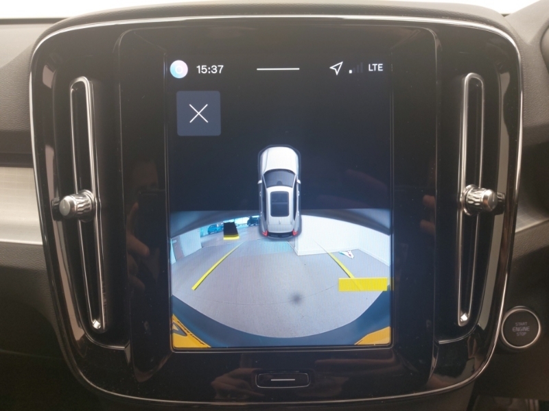 Volvo XC40 Core B3 163 Hp  #9