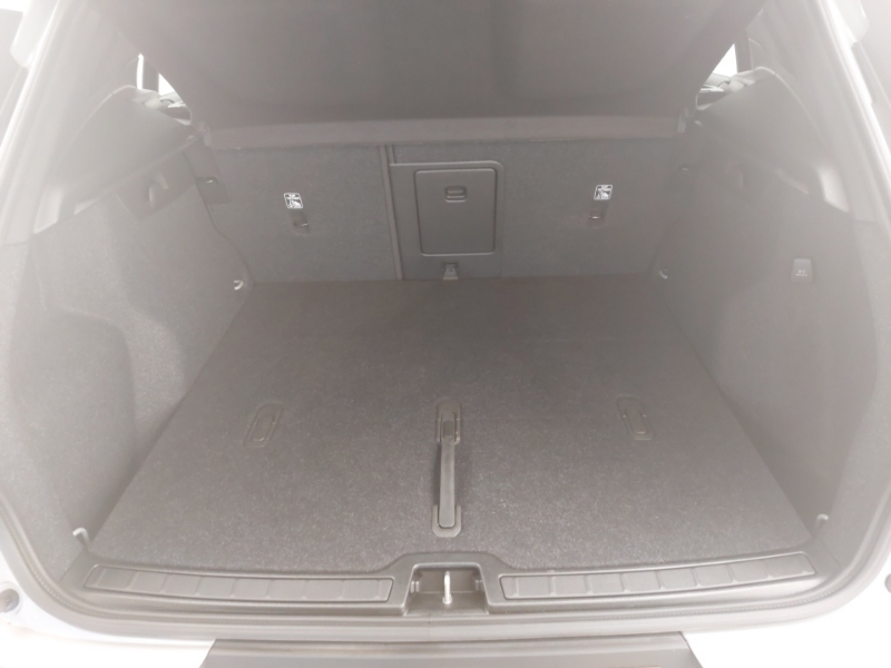 Volvo XC40 Core B3 163 Hp  #18