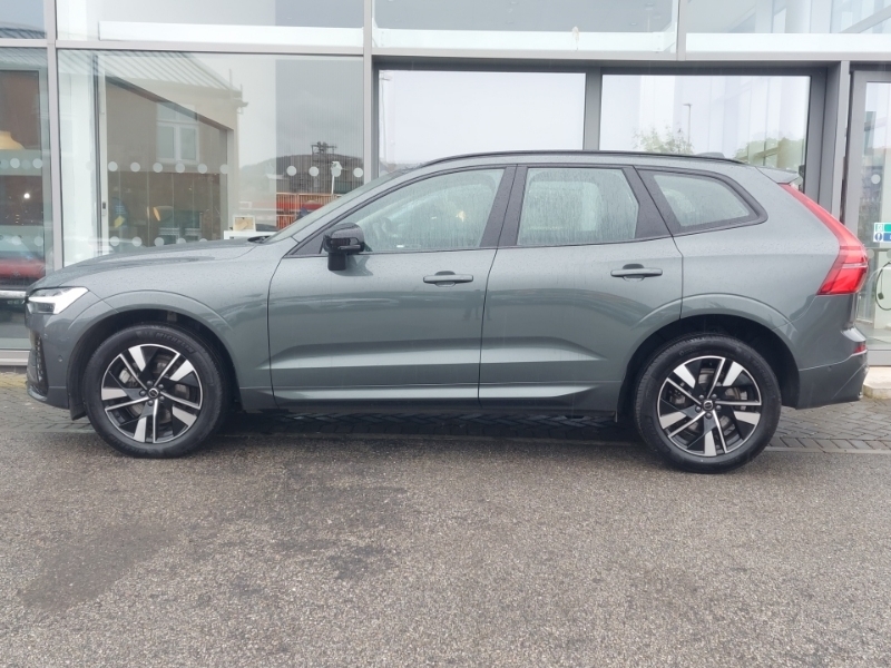 Volvo XC60 2.0 B5p Plus Dark Awd Geartronic Green #4
