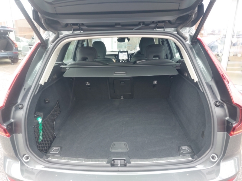 Volvo XC60 Ultra White #18