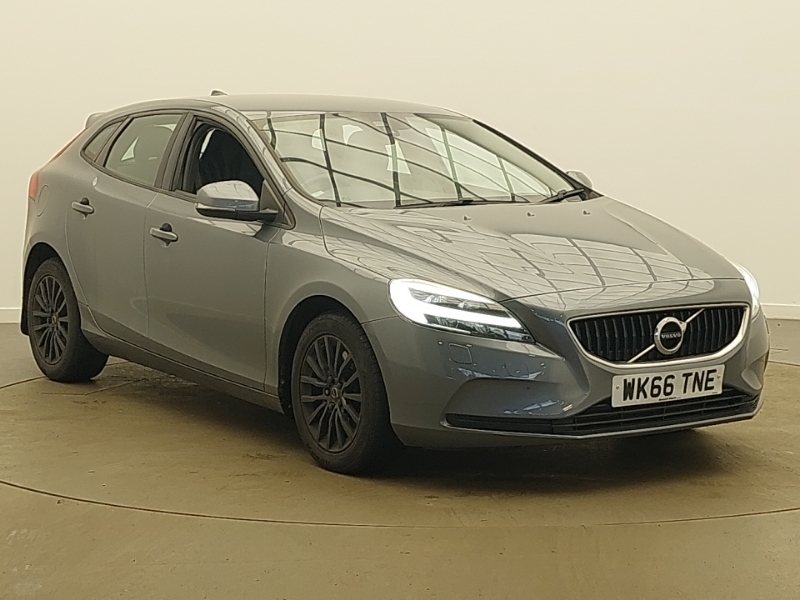Volvo V40 D3 4 Cyl 150 Momentum Geartronic Grey