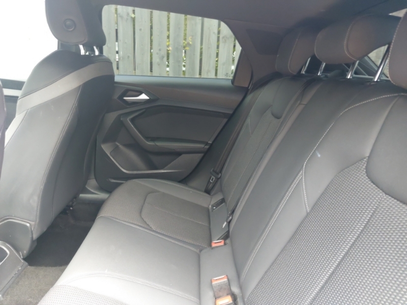 Audi A1 35 Tfsi S Line S Tronic Black #6