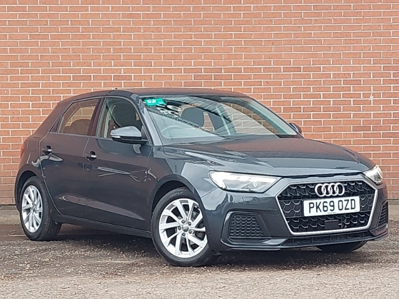 Audi A1 30 Tfsi Se White #1