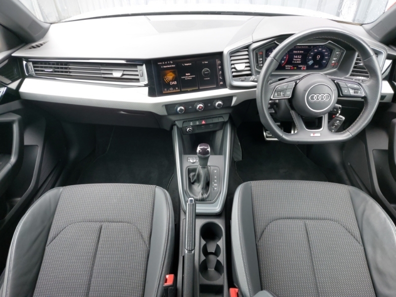 Audi A1 25 Tfsi Black Edition S Tronic Grey #3