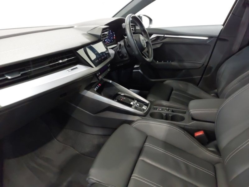 Audi A3 30 Tfsi S Line S Tronic YR23VOV Black #5
