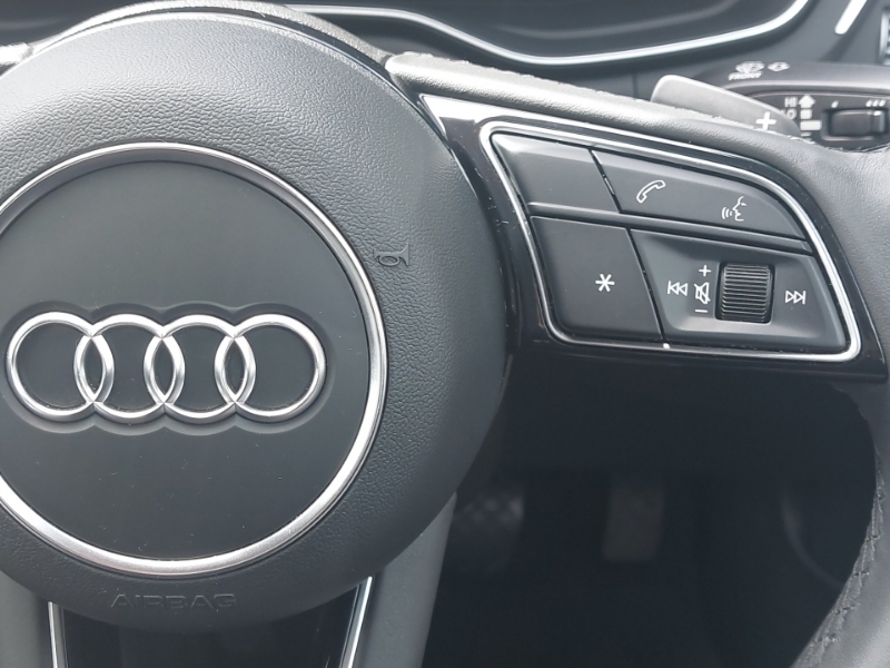 Audi A4 Petrol White #13