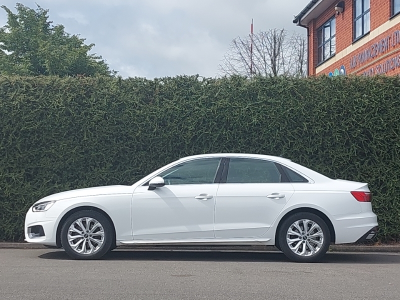 Audi A4 35 Tfsi Sport S Tronic 17 Alloy White #4