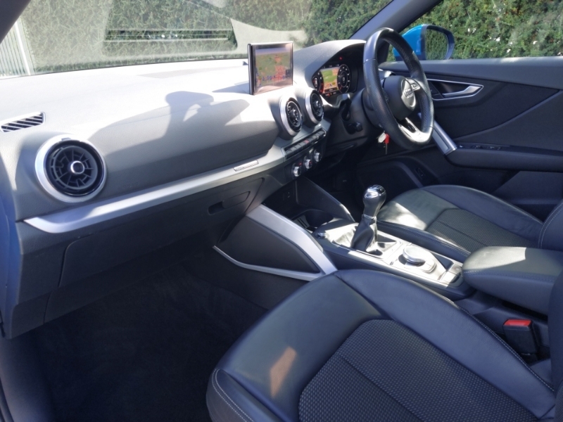 Audi Q2 35 Tfsi S Line Blue #5