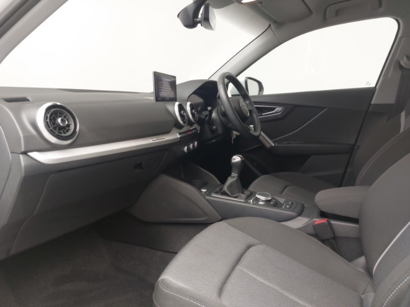 Audi Q2 30 Tfsi Sport White #5