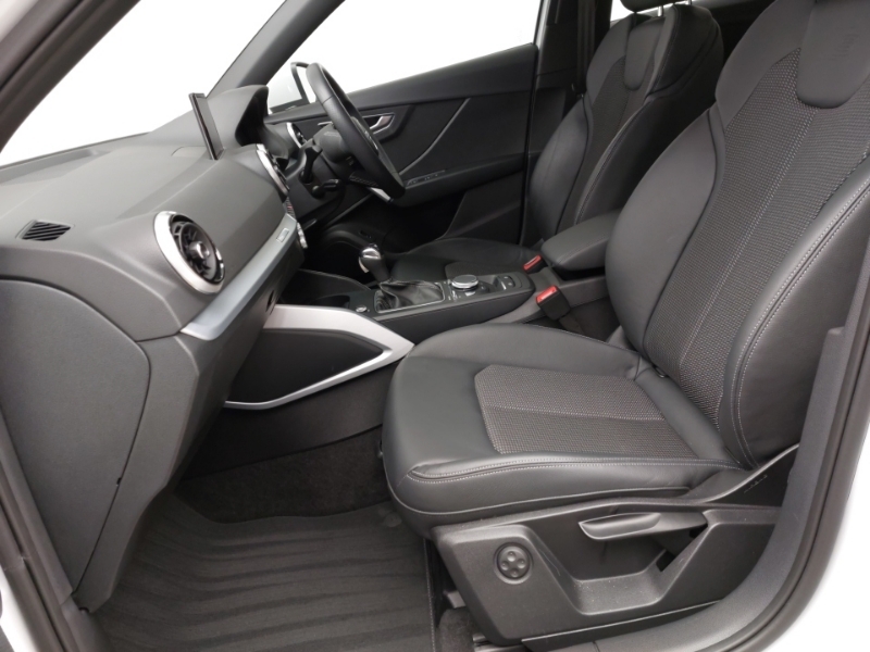 Audi Q2 35 Tfsi S Line S Tronic White #5