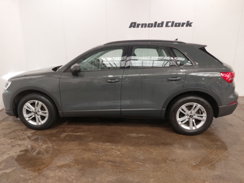 Audi Q3 35 Tfsi Technik Grey #4