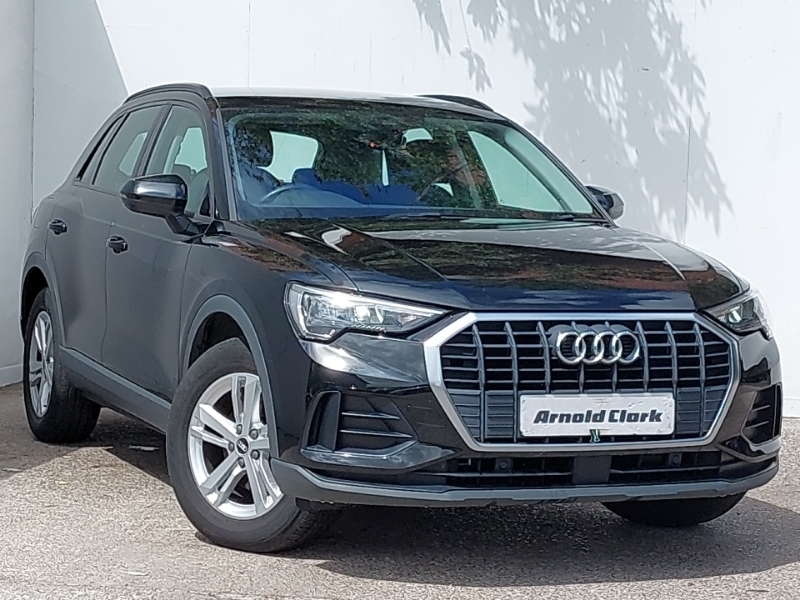 Audi Q3 35 Tfsi Technik Black