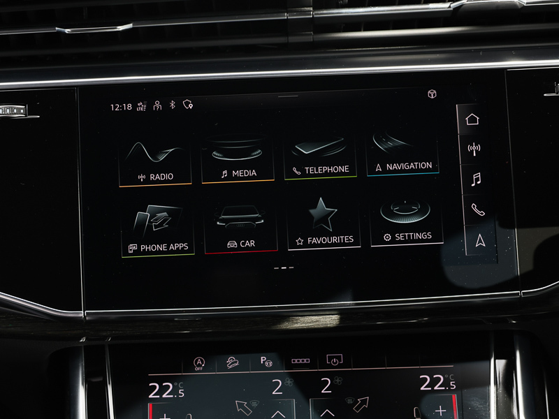 Audi Q7 S Line Black #19
