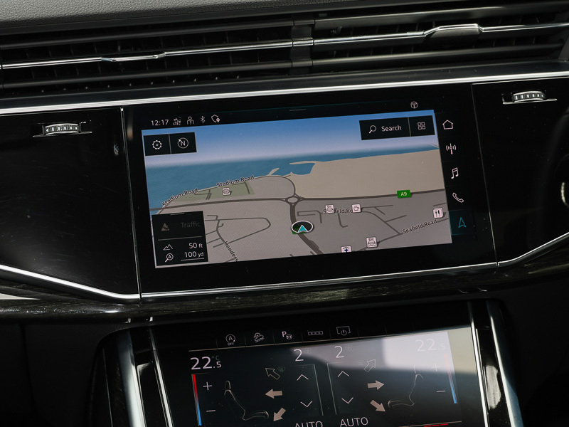 Audi Q7 S Line Black #12