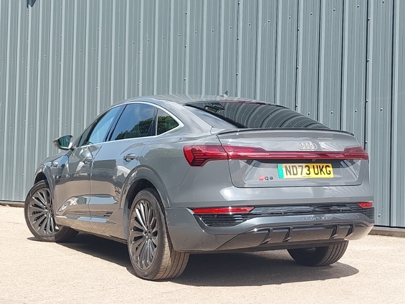 Audi Q8 e tron 300Kw 55 Quattro 114Kwh S Line Grey #2