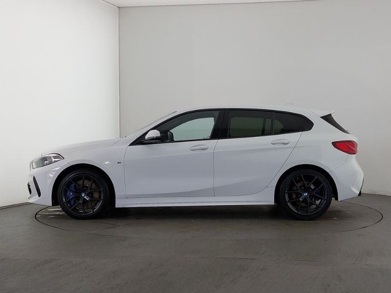 BMW 1 Series 118D M Sport White #4