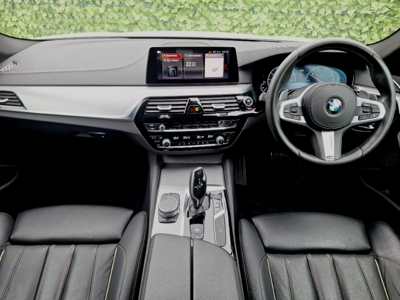 BMW 5 Series 520D Xdrive M Sport YL19XZZ White #4