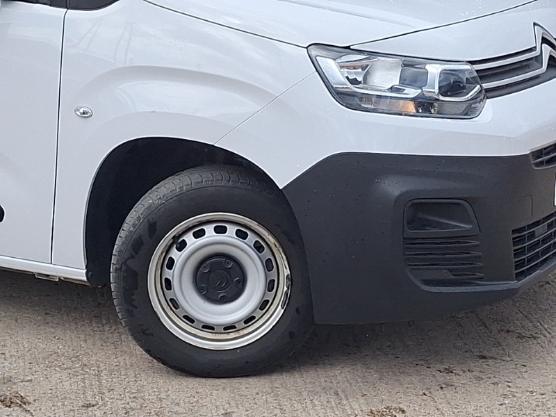 Citroen Berlingo Driver Edition White #20