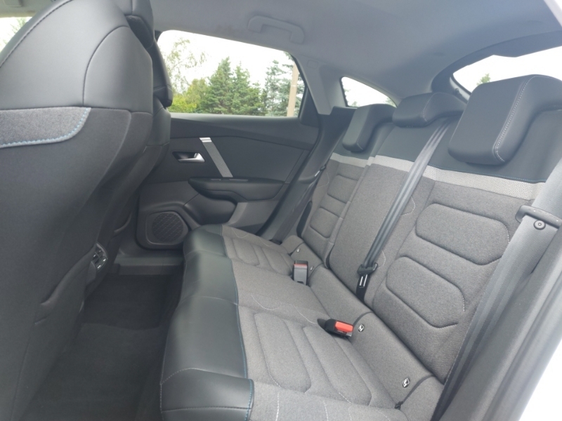 Citroen C4 1.2 Puretech 130 Shine White #6