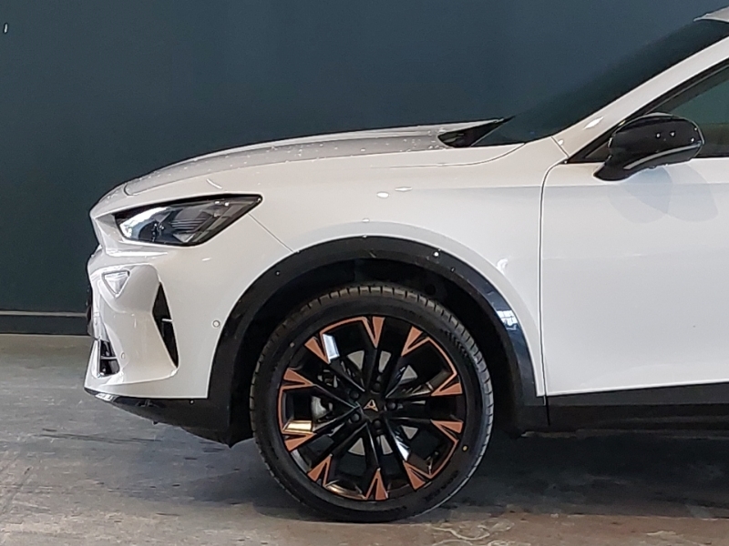 Cupra Formentor V2 White #18