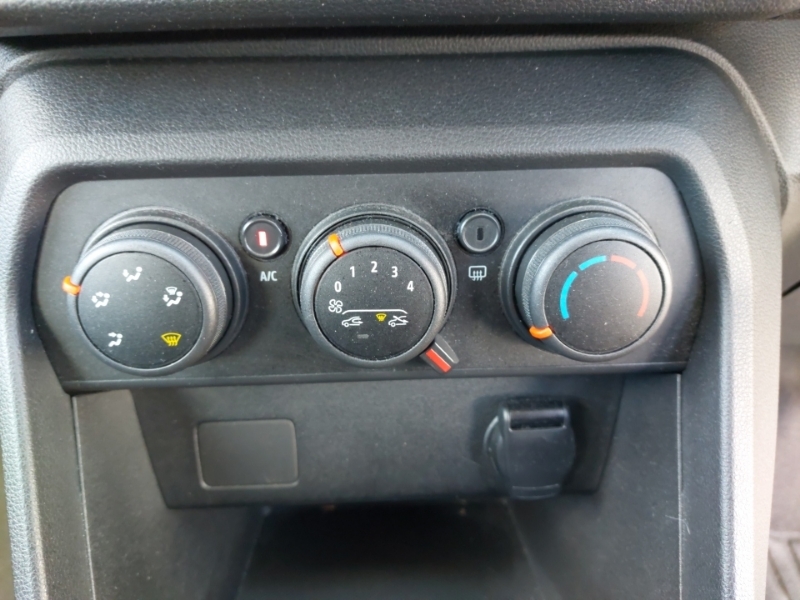Dacia Sandero Stepway 1.0 Tce Essential 2022 22 Orange #15