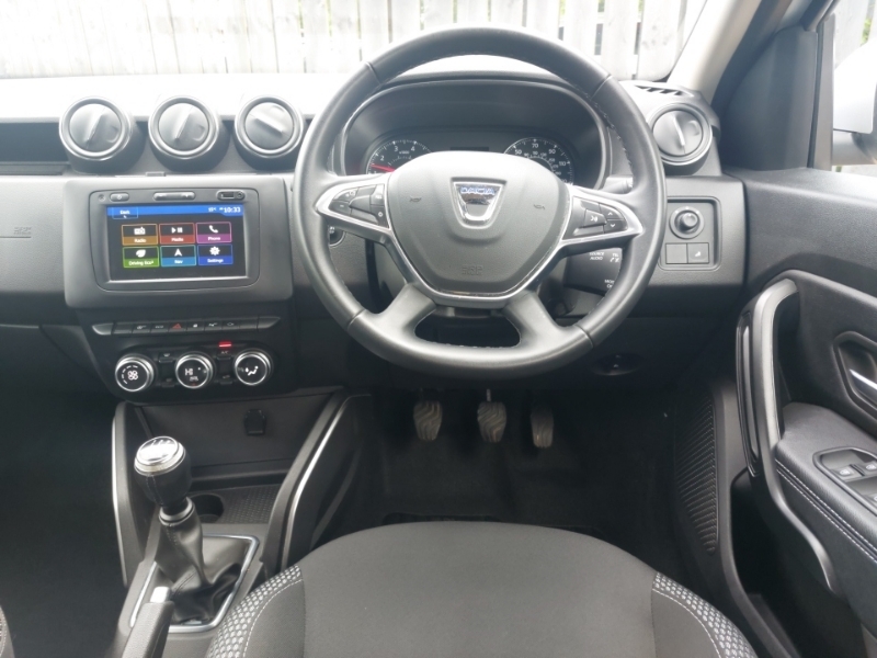 Dacia Duster 1.5 Blue Dci Prestige Orange #8