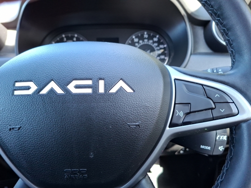 Dacia Duster Expression Green #13