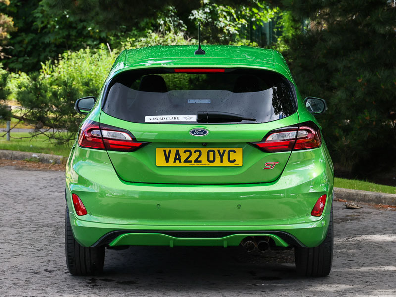 Ford Fiesta Hatchback White #14