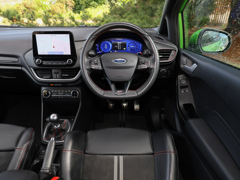 Ford Fiesta Hatchback White #7