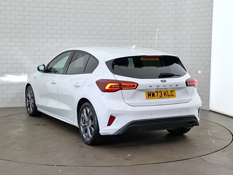 Ford Focus 1.0 Ecoboost Hybrid Mhev St-line MW73KLC White #2