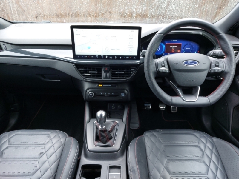 Ford Focus Hatchback 1.0 Ecoboost Hybrid Mhev 155 St-line X 5 White #3