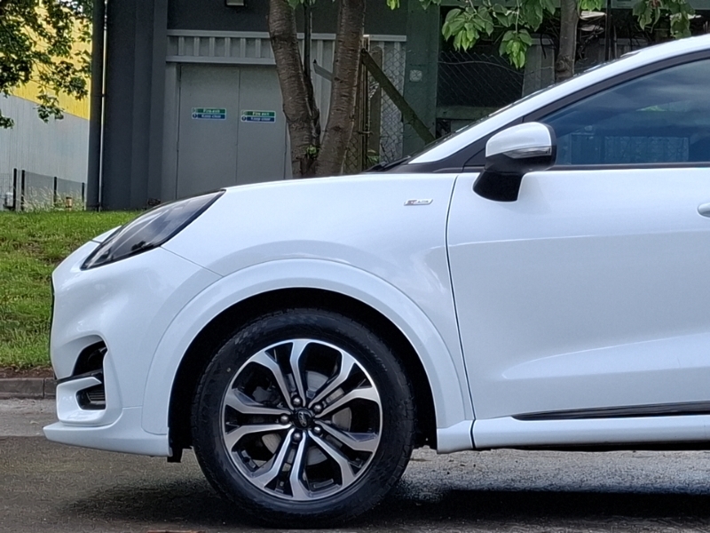 Ford Puma Hatchback White #19