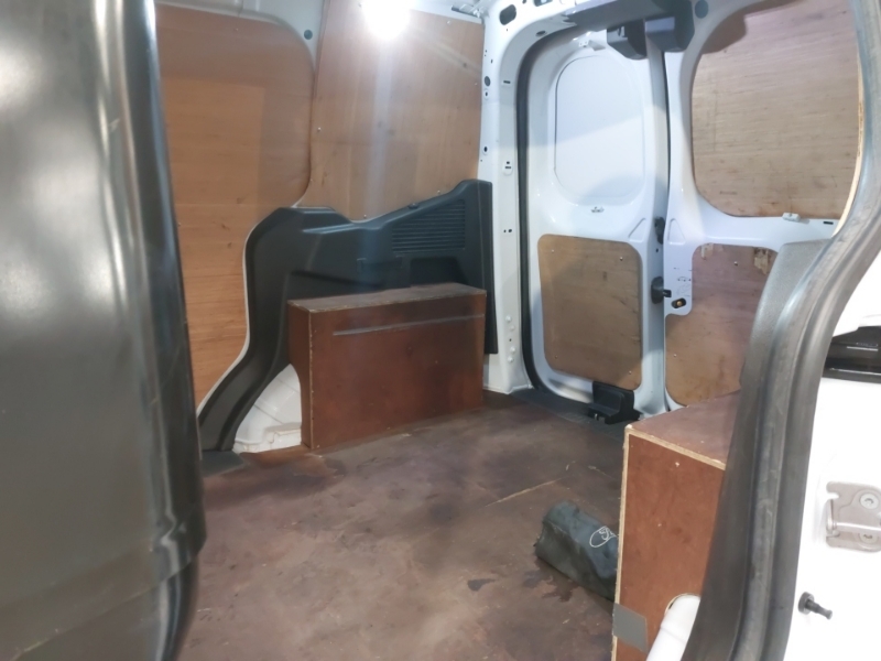 Ford Transit Courier 1.0 Ecoboost Limited Van 6 Speed White #6