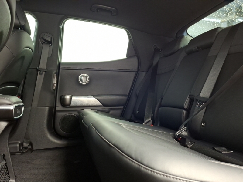 Genesis GV60 168Kw Premium 77.4Kwh Black #6