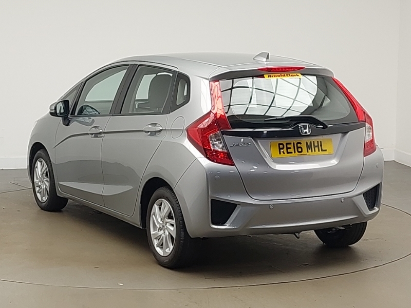 Honda Jazz 1.3 Se Cvt Silver #2