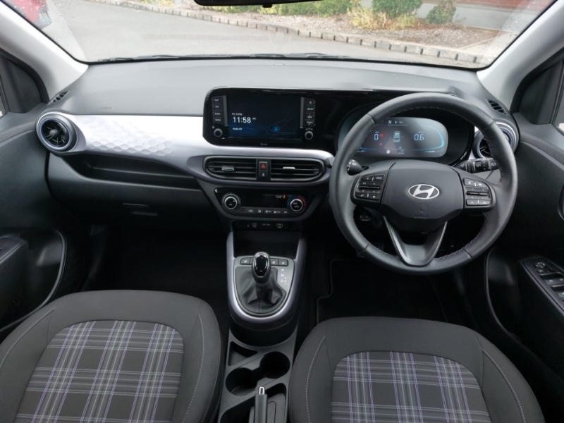 Hyundai I10 1.2 79 Premium Nav Grey #3